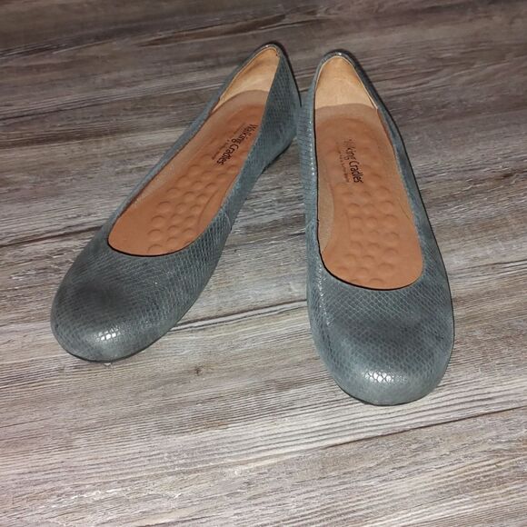 Walking cradles gray leather ballet flats Snakeskin Print Sz 12 EUC worn once - Picture 1 of 5